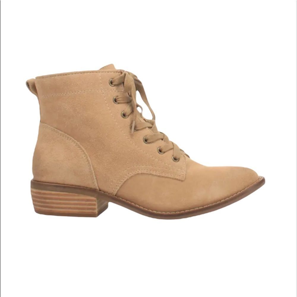 Dingo Green Acres Lace-Up Boots Size 6 NWT